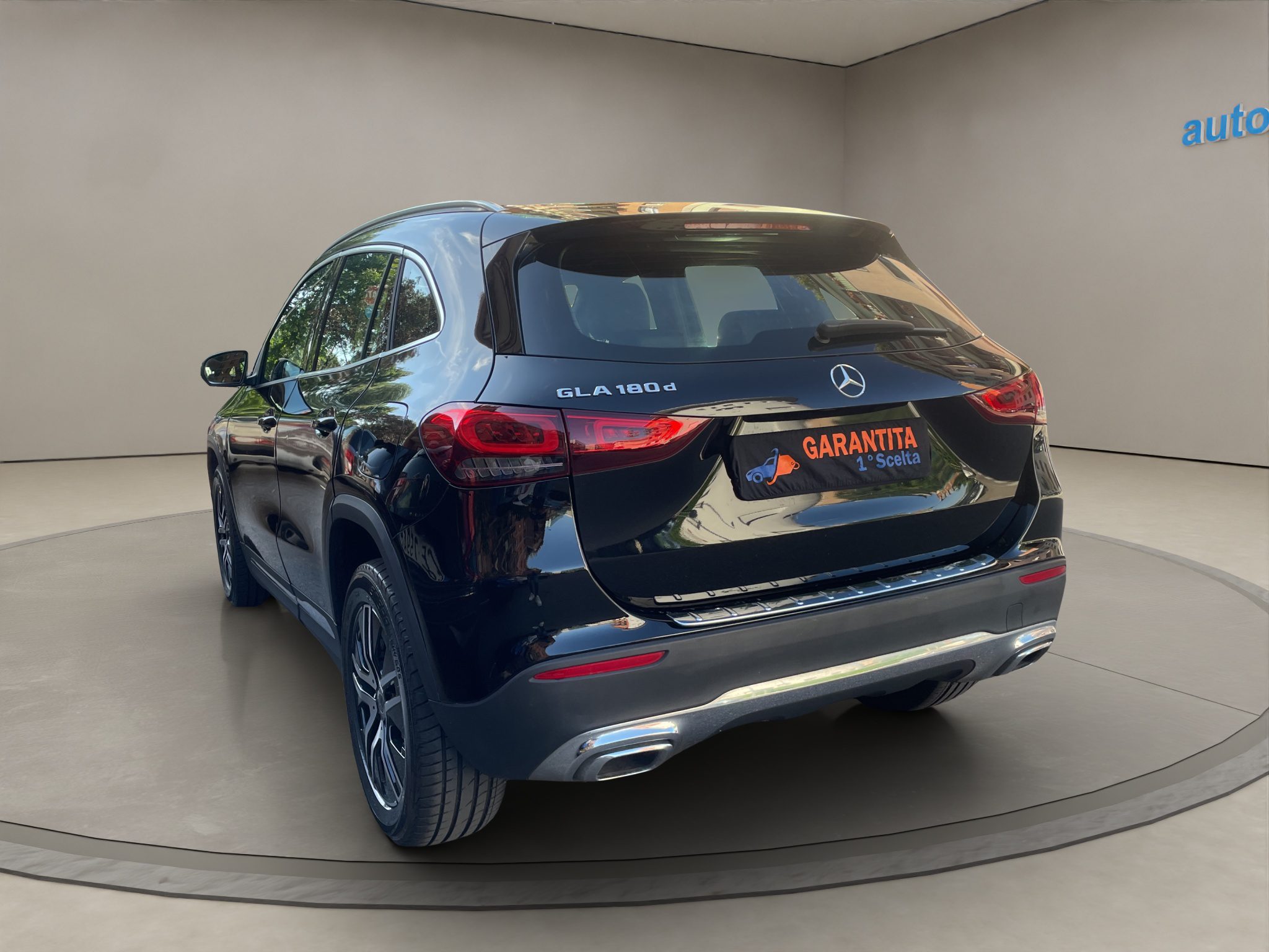MERCEDESGLA_04_converted
